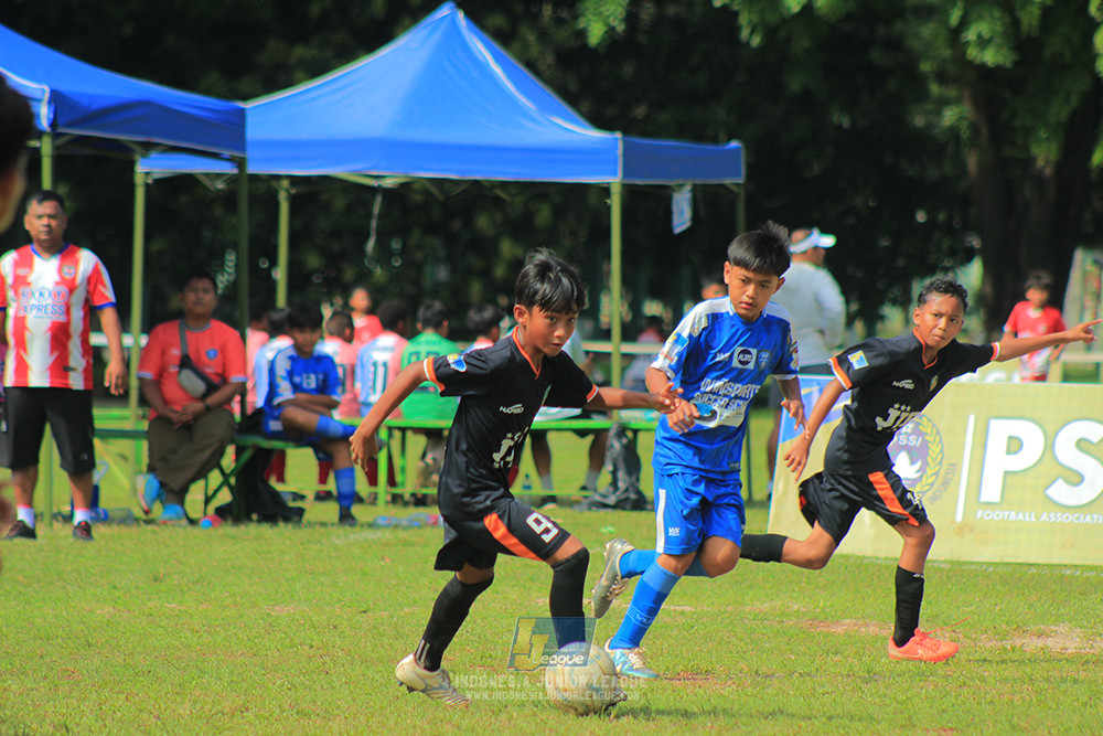 ijl big16 u12 261025 wins soccer school vs jips soccer school
