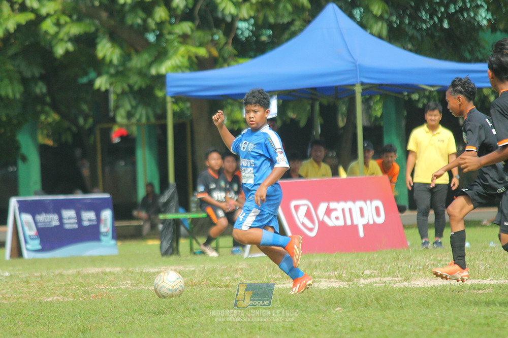 ijl big16 u12 261025 wins soccer school vs jips soccer school