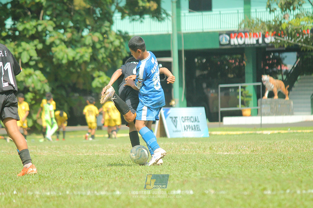 ijl big16 u12 261025 wins soccer school vs jips soccer school