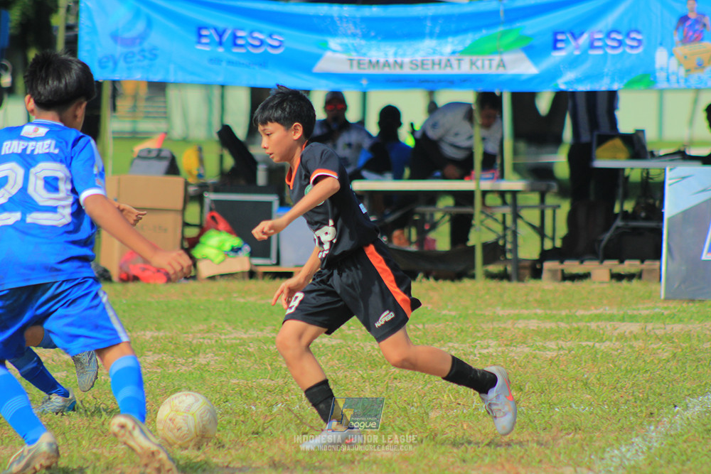 ijl big16 u12 261025 wins soccer school vs jips soccer school