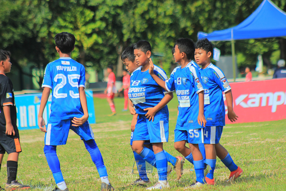 ijl big16 u12 261025 wins soccer school vs jips soccer school