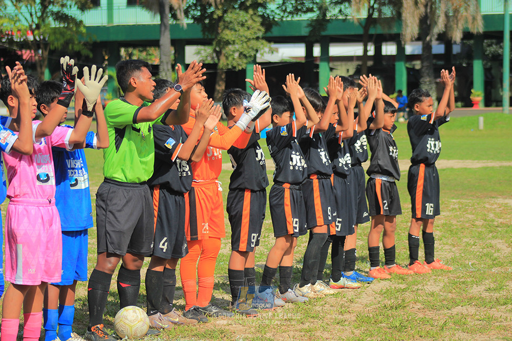 ijl big16 u12 261025 wins soccer school vs jips soccer school