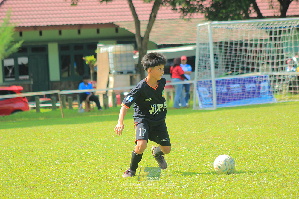 ijl big16 u12 261025 wins soccer school vs jips soccer school