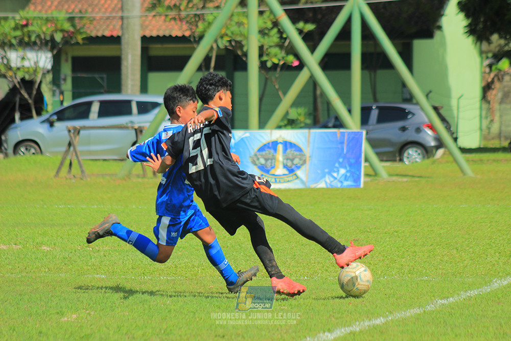 ijl big16 u12 261025 wins soccer school vs jips soccer school