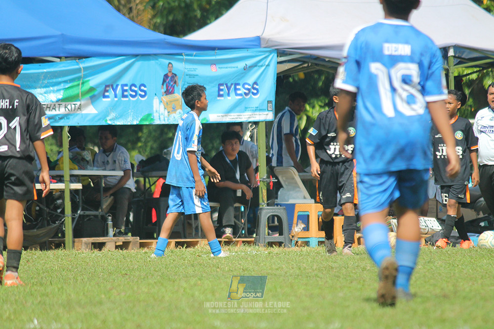 ijl big16 u12 261025 wins soccer school vs jips soccer school