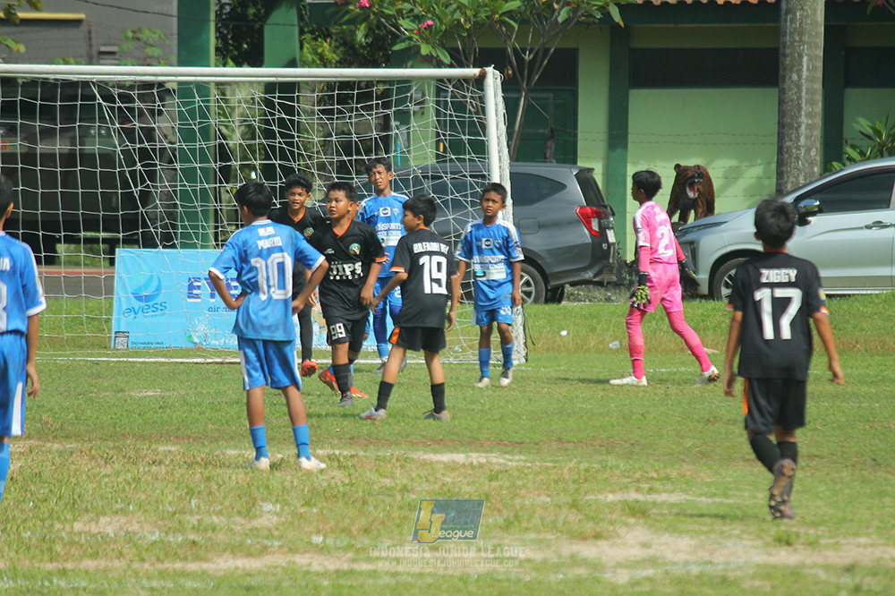 ijl big16 u12 261025 wins soccer school vs jips soccer school