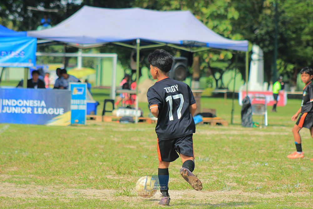 ijl big16 u12 261025 wins soccer school vs jips soccer school