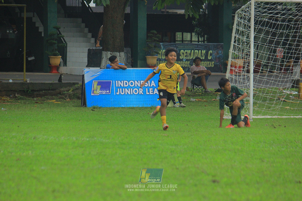 ijl big16 u12 261025 wiradhika soccer vs newland fa