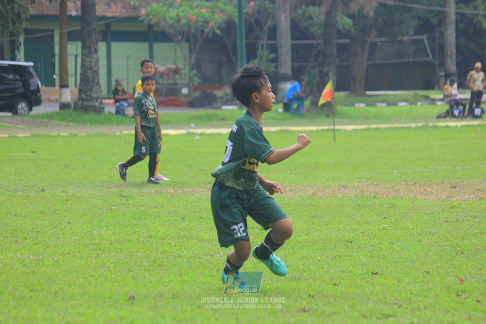 ijl big16 u12 261025 wiradhika soccer vs newland fa