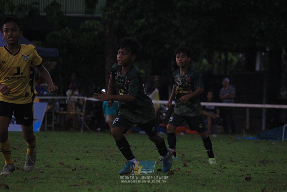 ijl big16 u12 261025 wiradhika soccer vs newland fa
