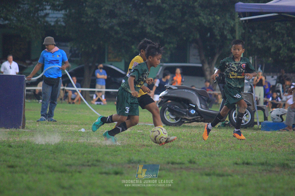 ijl big16 u12 261025 wiradhika soccer vs newland fa