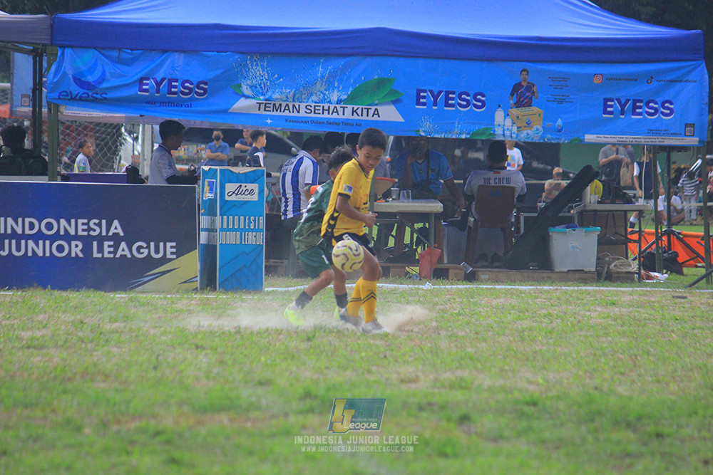 ijl big16 u12 261025 wiradhika soccer vs newland fa