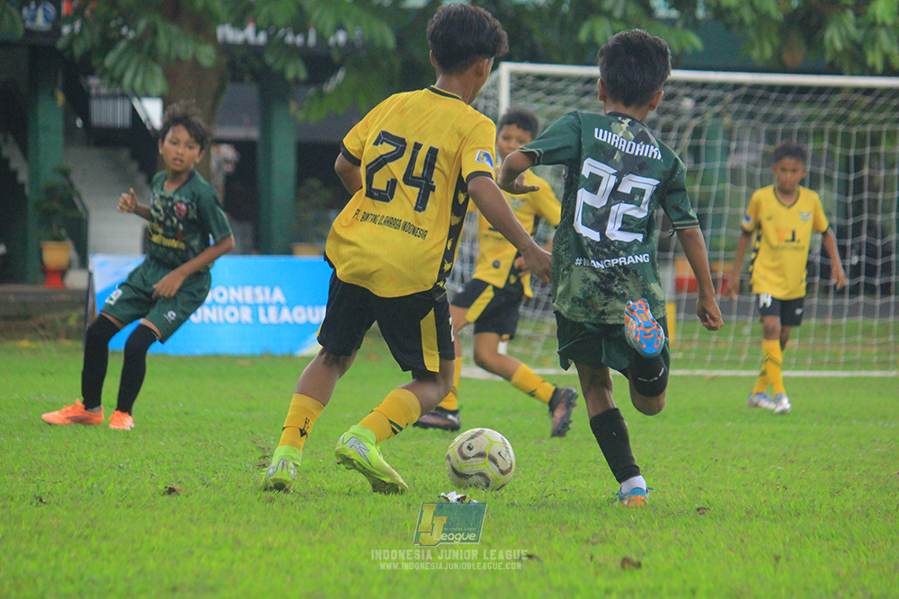ijl big16 u12 261025 wiradhika soccer vs newland fa