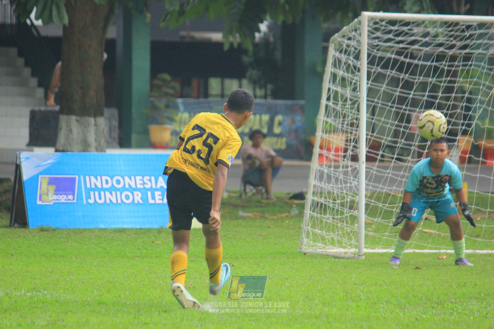 ijl big16 u12 261025 wiradhika soccer vs newland fa
