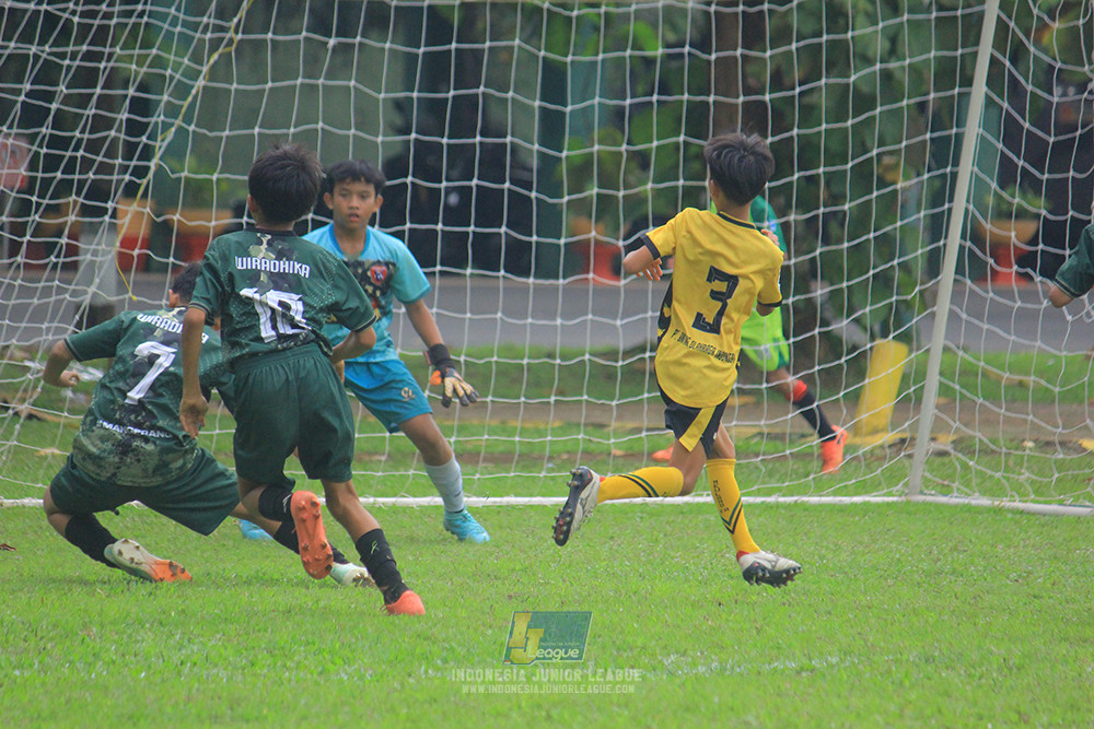 ijl big16 u12 261025 wiradhika soccer vs newland fa