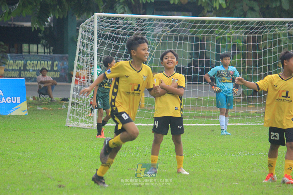 ijl big16 u12 261025 wiradhika soccer vs newland fa