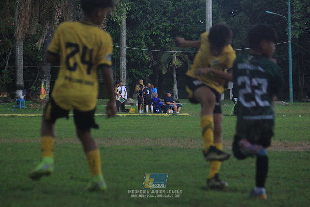 ijl big16 u12 261025 wiradhika soccer vs newland fa