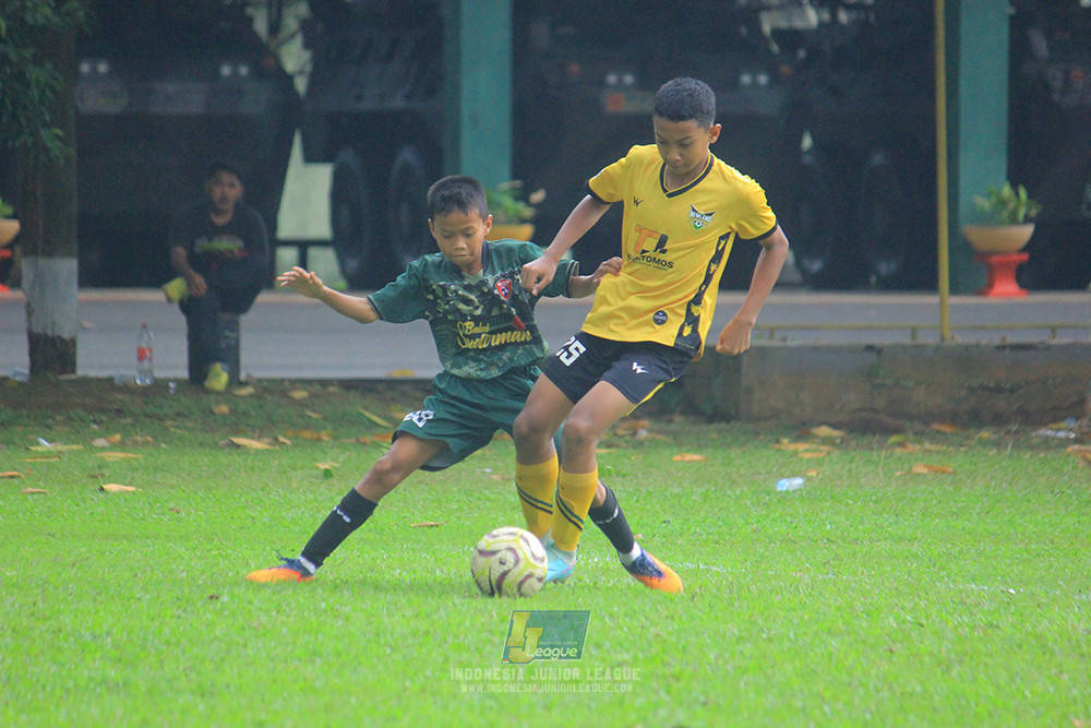 ijl big16 u12 261025 wiradhika soccer vs newland fa