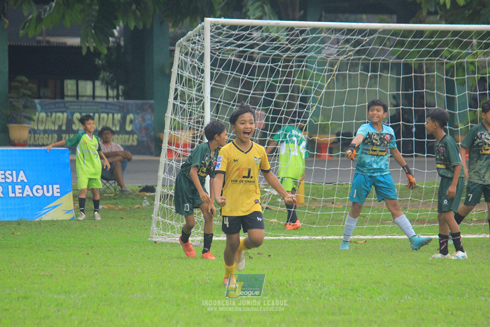 ijl big16 u12 261025 wiradhika soccer vs newland fa