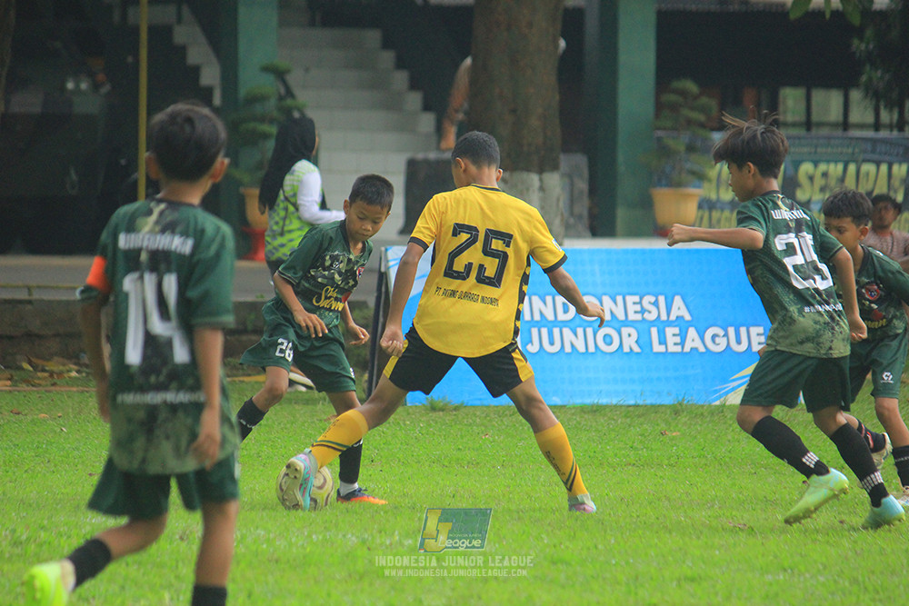 ijl big16 u12 261025 wiradhika soccer vs newland fa