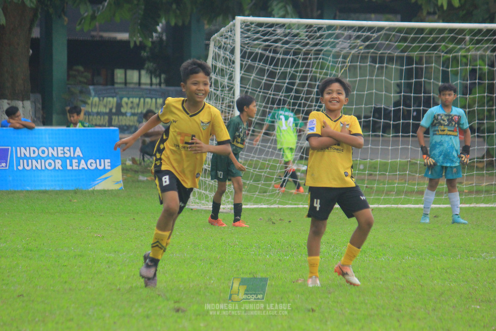 ijl big16 u12 261025 wiradhika soccer vs newland fa
