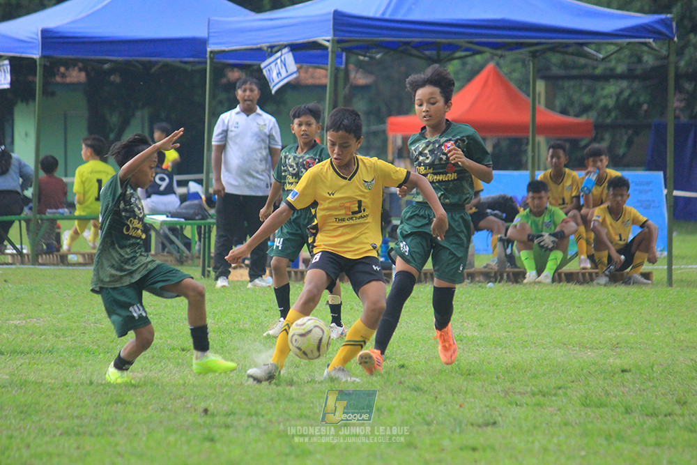 ijl big16 u12 261025 wiradhika soccer vs newland fa