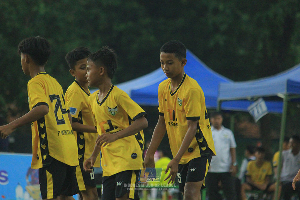 ijl big16 u12 261025 wiradhika soccer vs newland fa