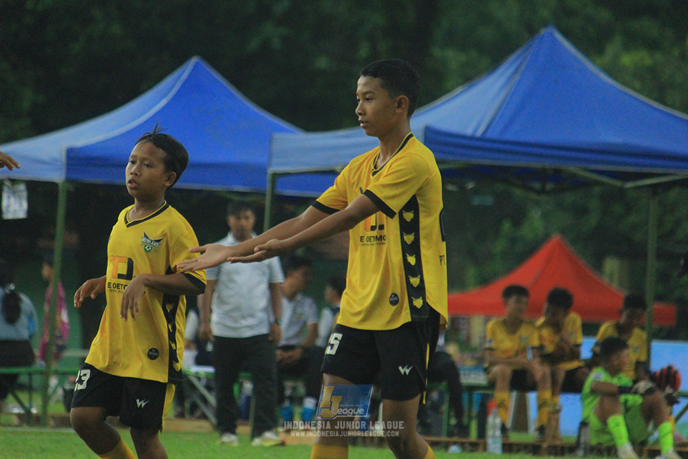 ijl big16 u12 261025 wiradhika soccer vs newland fa