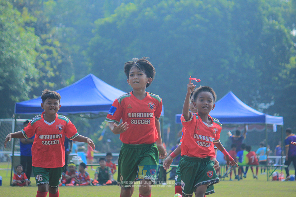 ijl u10 030825 wiradhika soccer vs maesa pararaider white