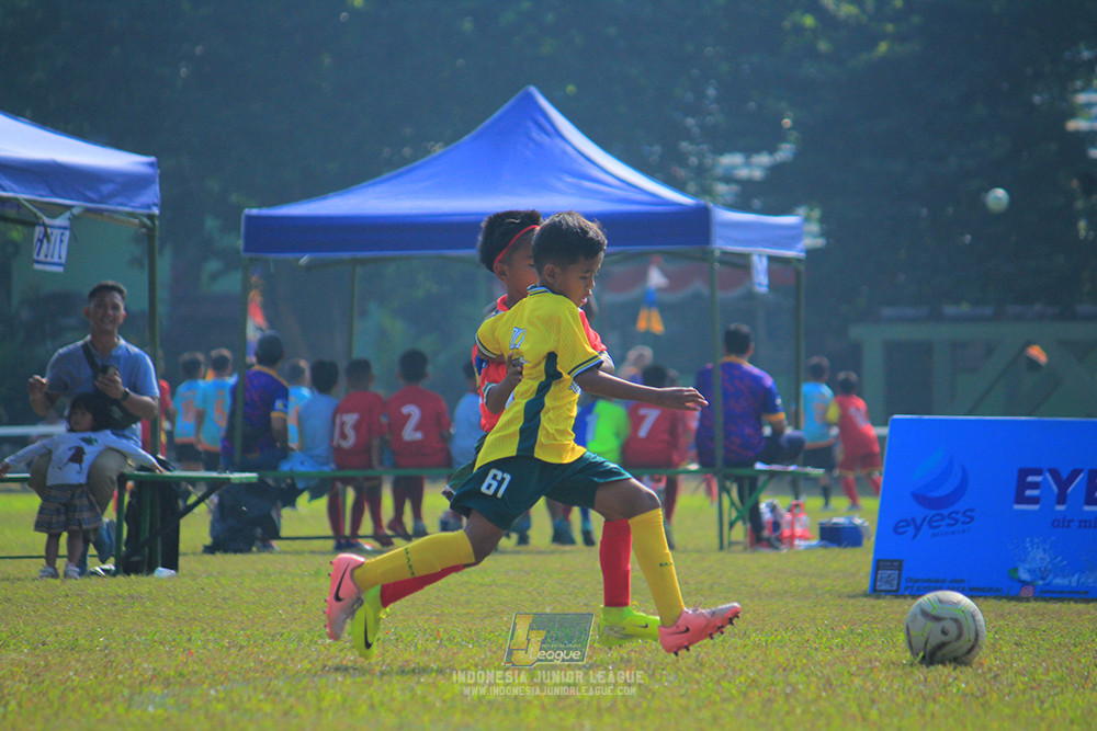ijl u10 030825 wiradhika soccer vs maesa pararaider white