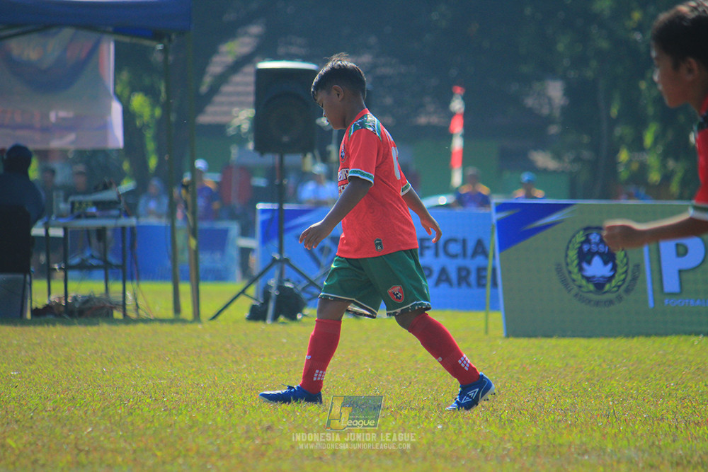 ijl u10 030825 wiradhika soccer vs maesa pararaider white