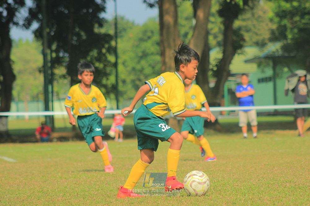 ijl u10 030825 wiradhika soccer vs maesa pararaider white