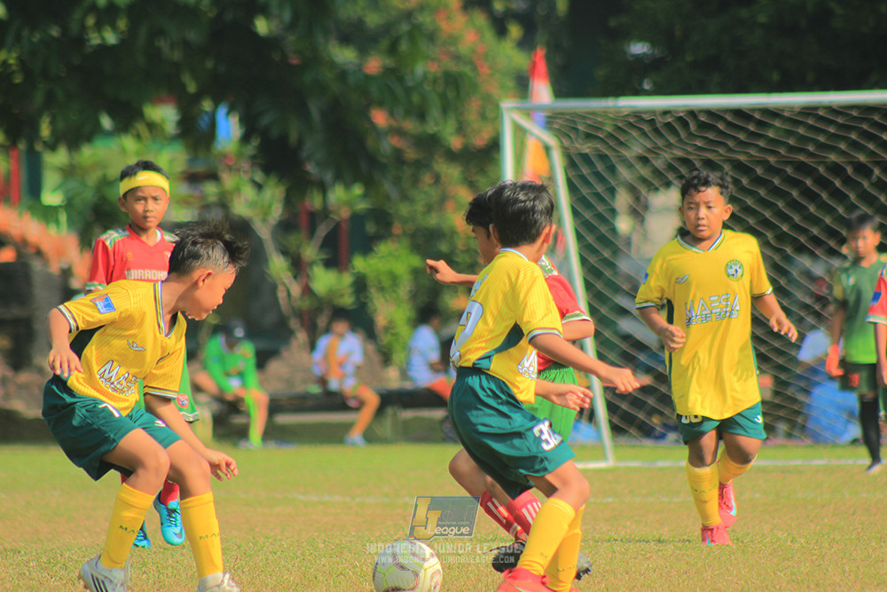 ijl u10 030825 wiradhika soccer vs maesa pararaider white