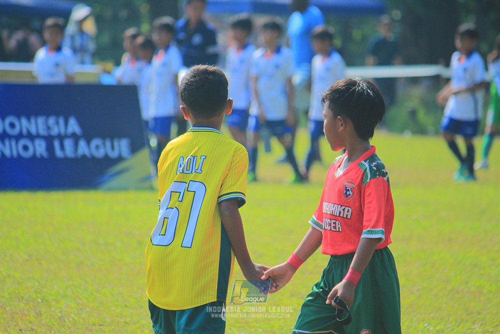 ijl u10 030825 wiradhika soccer vs maesa pararaider white