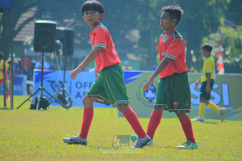 ijl u10 030825 wiradhika soccer vs maesa pararaider white