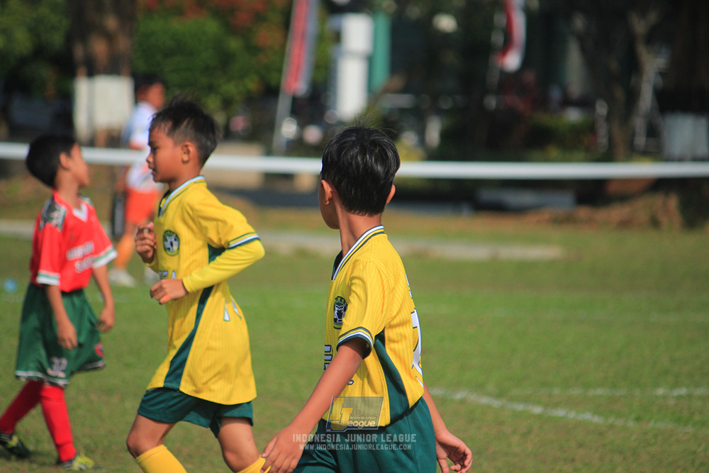 ijl u10 030825 wiradhika soccer vs maesa pararaider white
