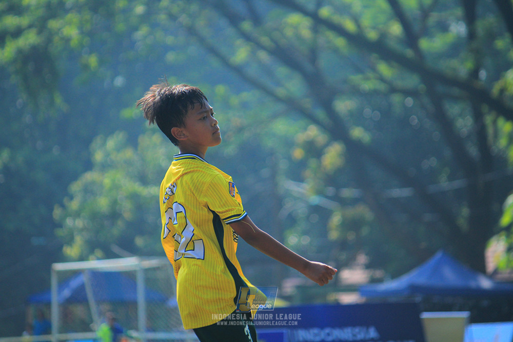 ijl u10 030825 wiradhika soccer vs maesa pararaider white