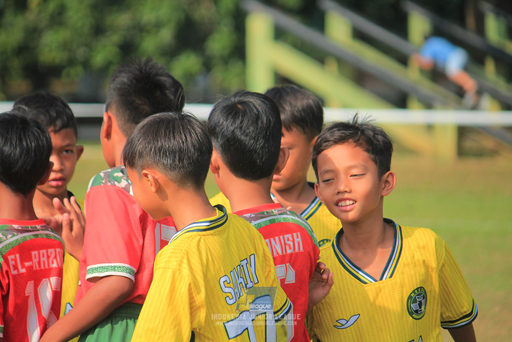 ijl u10 030825 wiradhika soccer vs maesa pararaider white