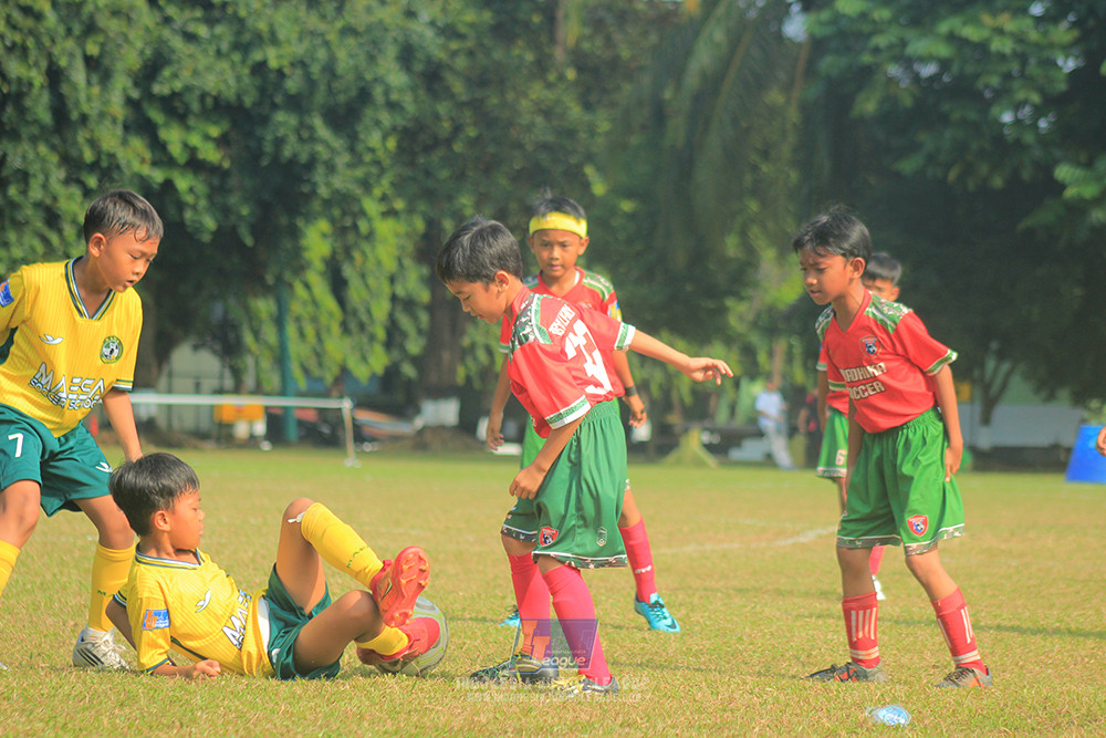 ijl u10 030825 wiradhika soccer vs maesa pararaider white