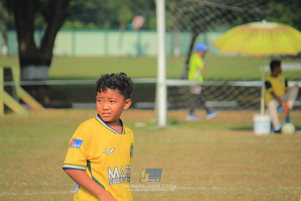 ijl u10 030825 wiradhika soccer vs maesa pararaider white