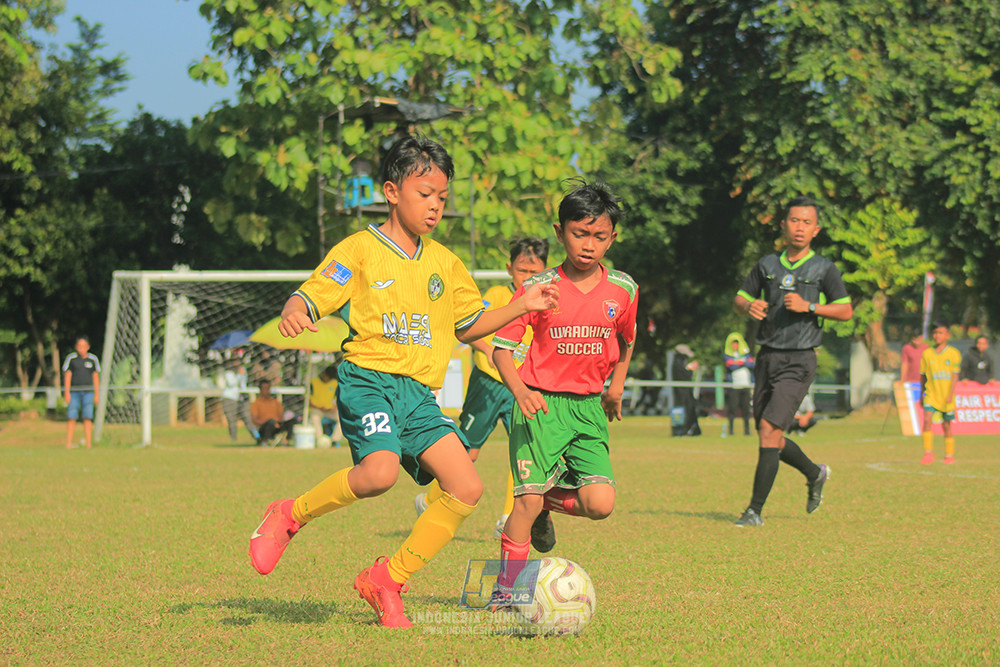 ijl u10 030825 wiradhika soccer vs maesa pararaider white