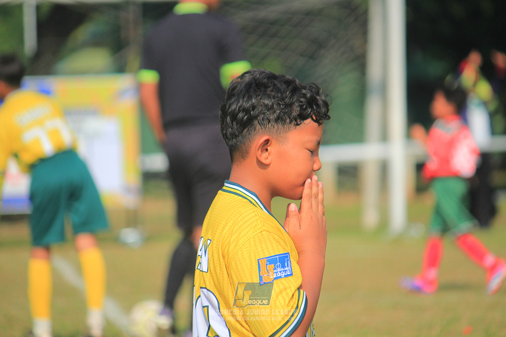 ijl u10 030825 wiradhika soccer vs maesa pararaider white