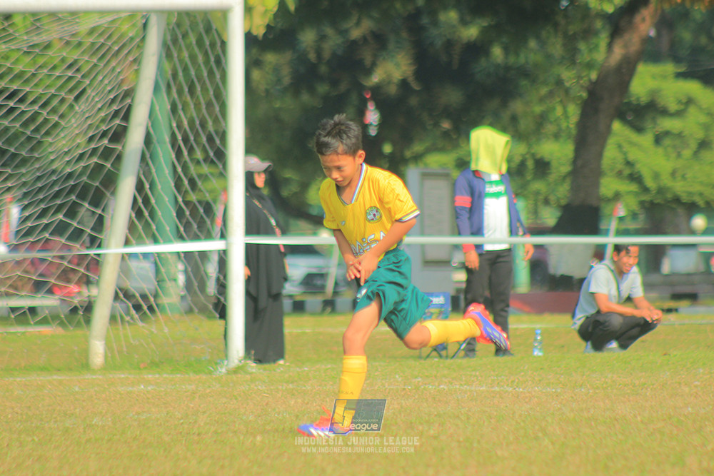 ijl u10 030825 wiradhika soccer vs maesa pararaider white