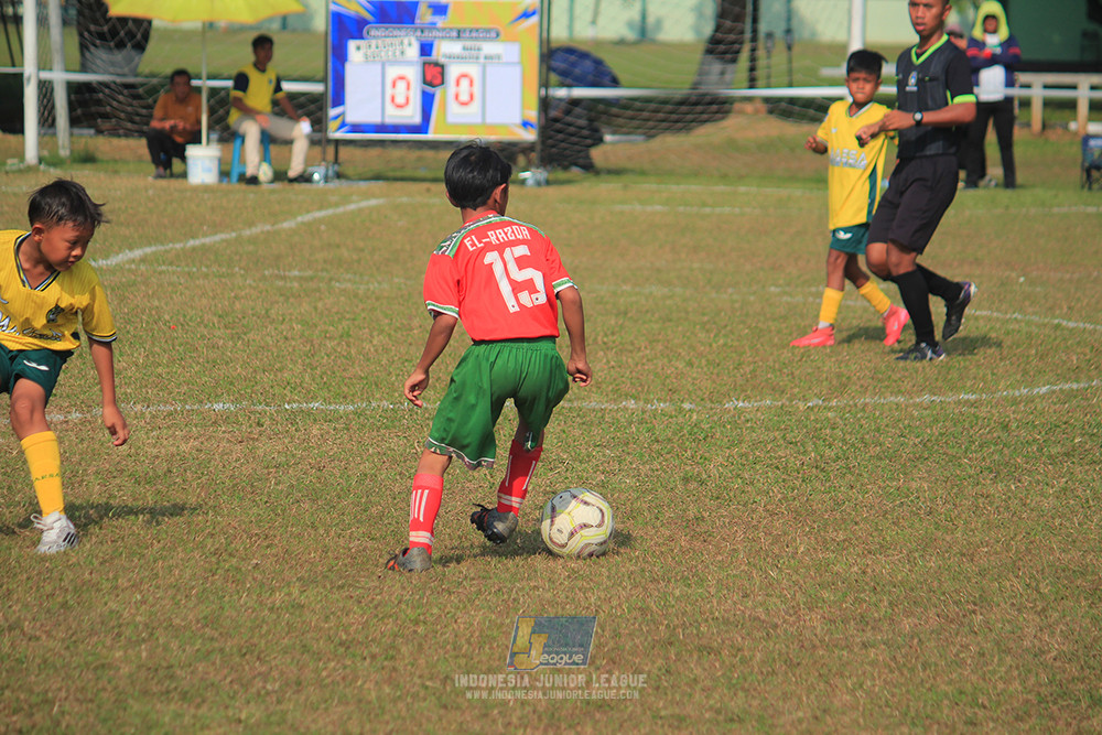 ijl u10 030825 wiradhika soccer vs maesa pararaider white