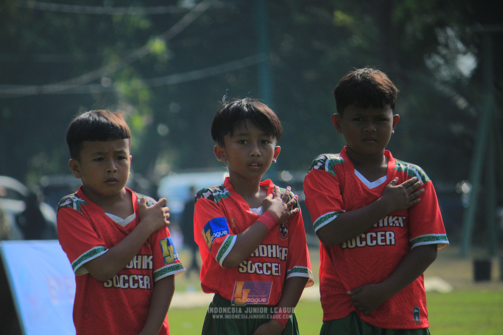 ijl u10 030825 wiradhika soccer vs maesa pararaider white