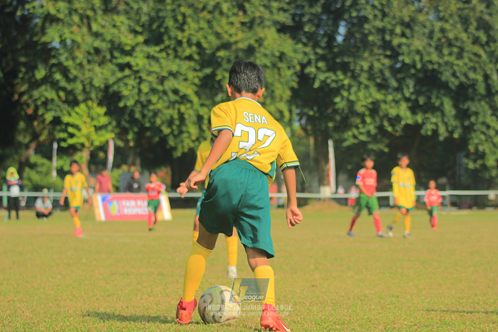 ijl u10 030825 wiradhika soccer vs maesa pararaider white
