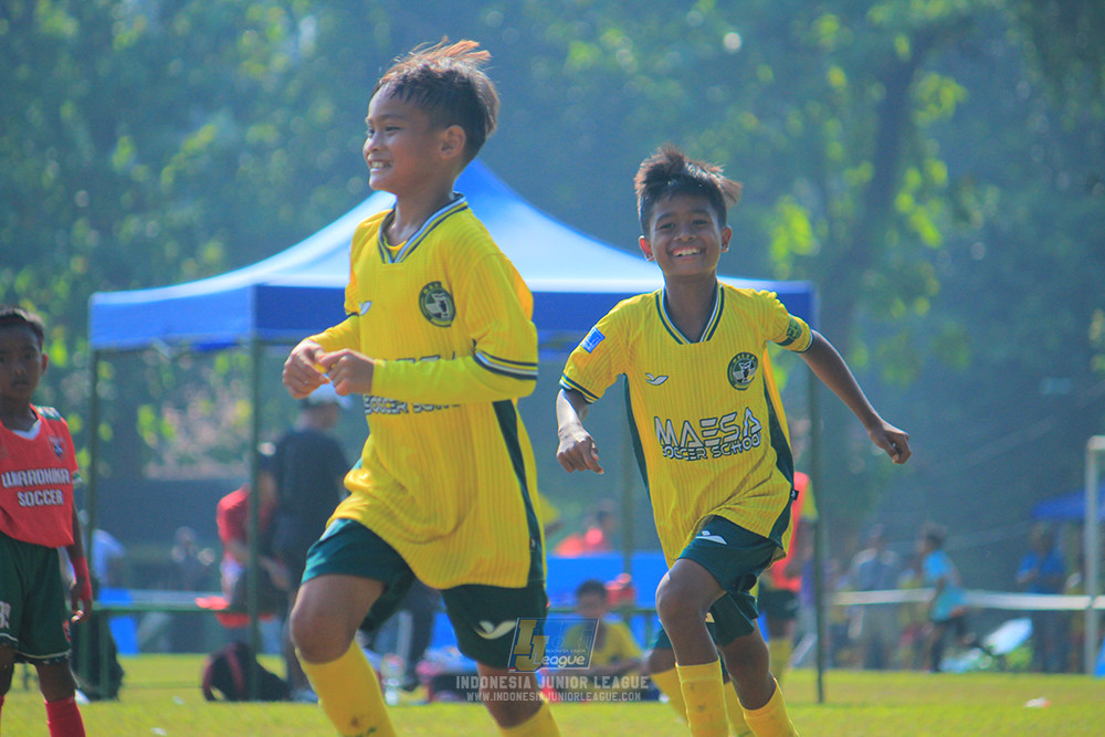 ijl u10 030825 wiradhika soccer vs maesa pararaider white