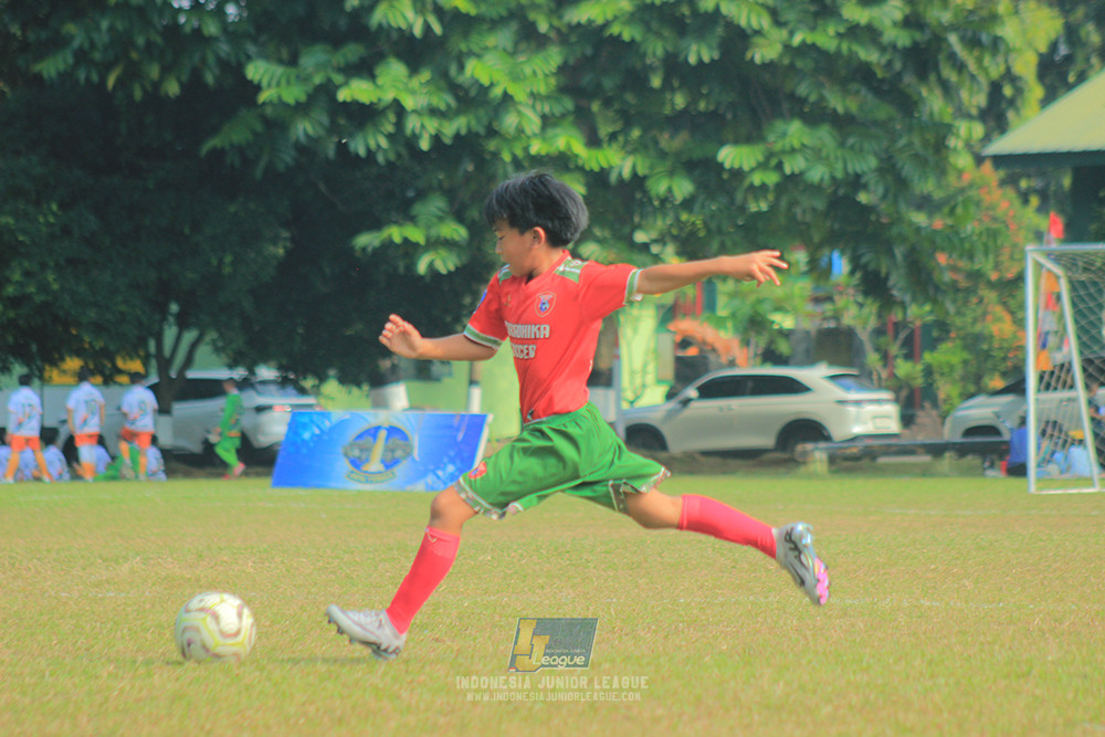ijl u10 030825 wiradhika soccer vs maesa pararaider white