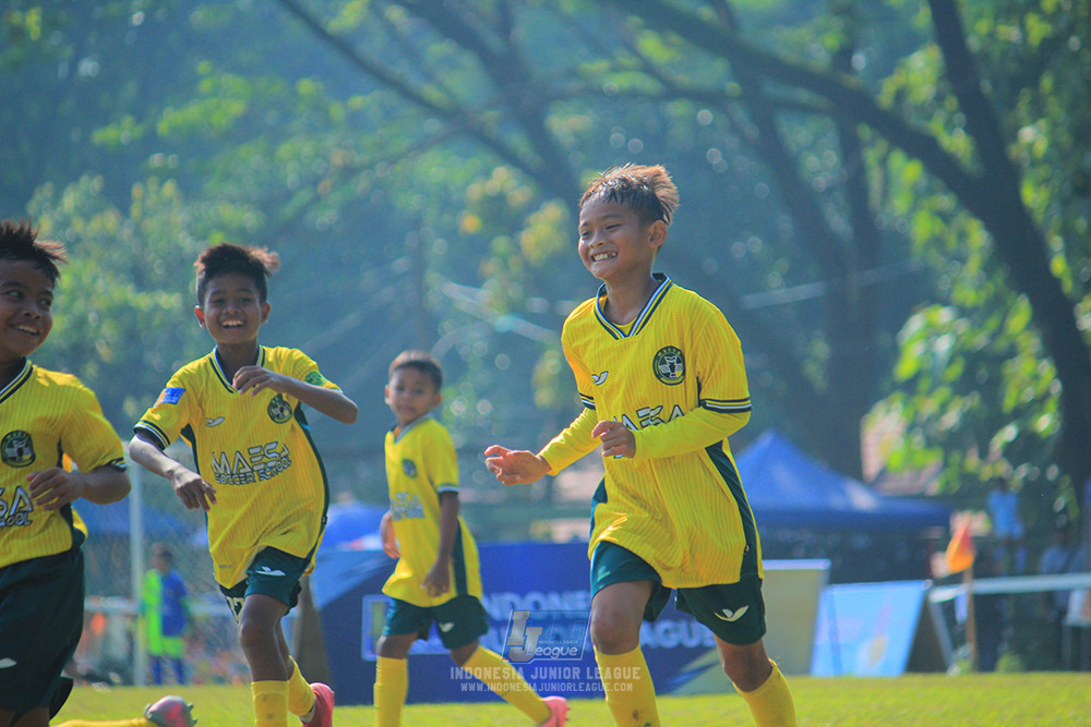 ijl u10 030825 wiradhika soccer vs maesa pararaider white