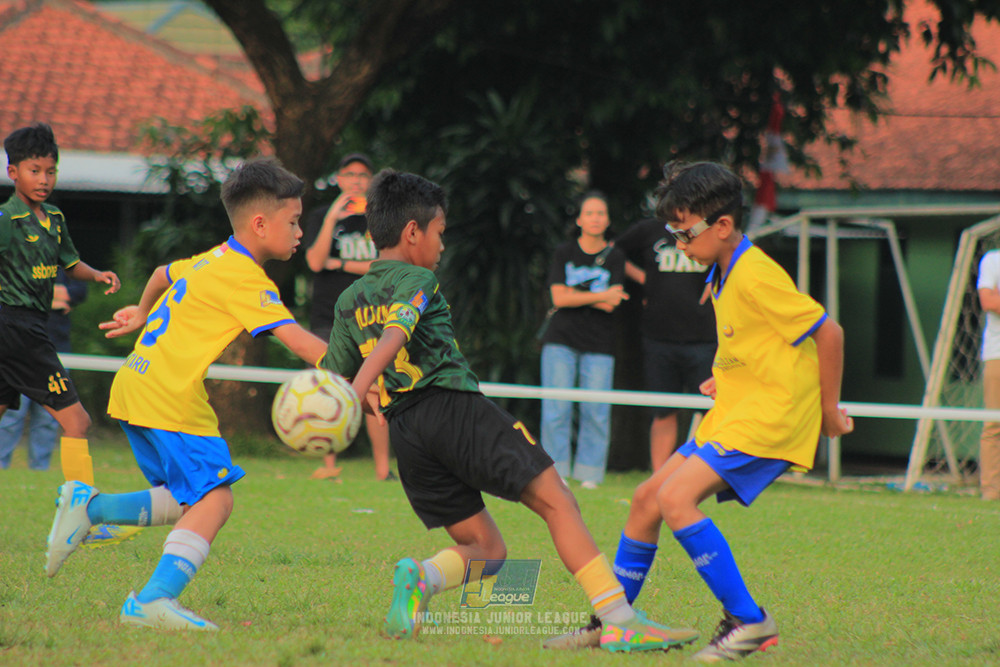 ijl u10 070925 brazillian soccer bintaro vs maesa pararaider army